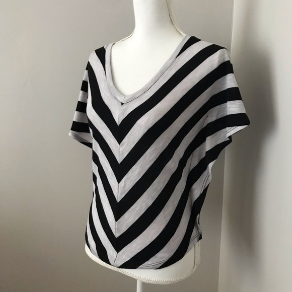 Chevron Top - Picture 4 of 5